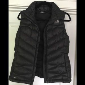 NORTHFACE puffy vest